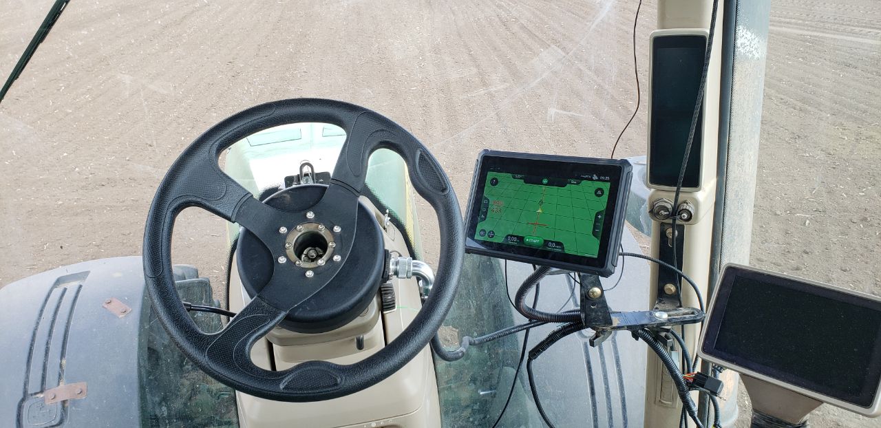 Automatic steering of the tractor_2022-09-15.jpg